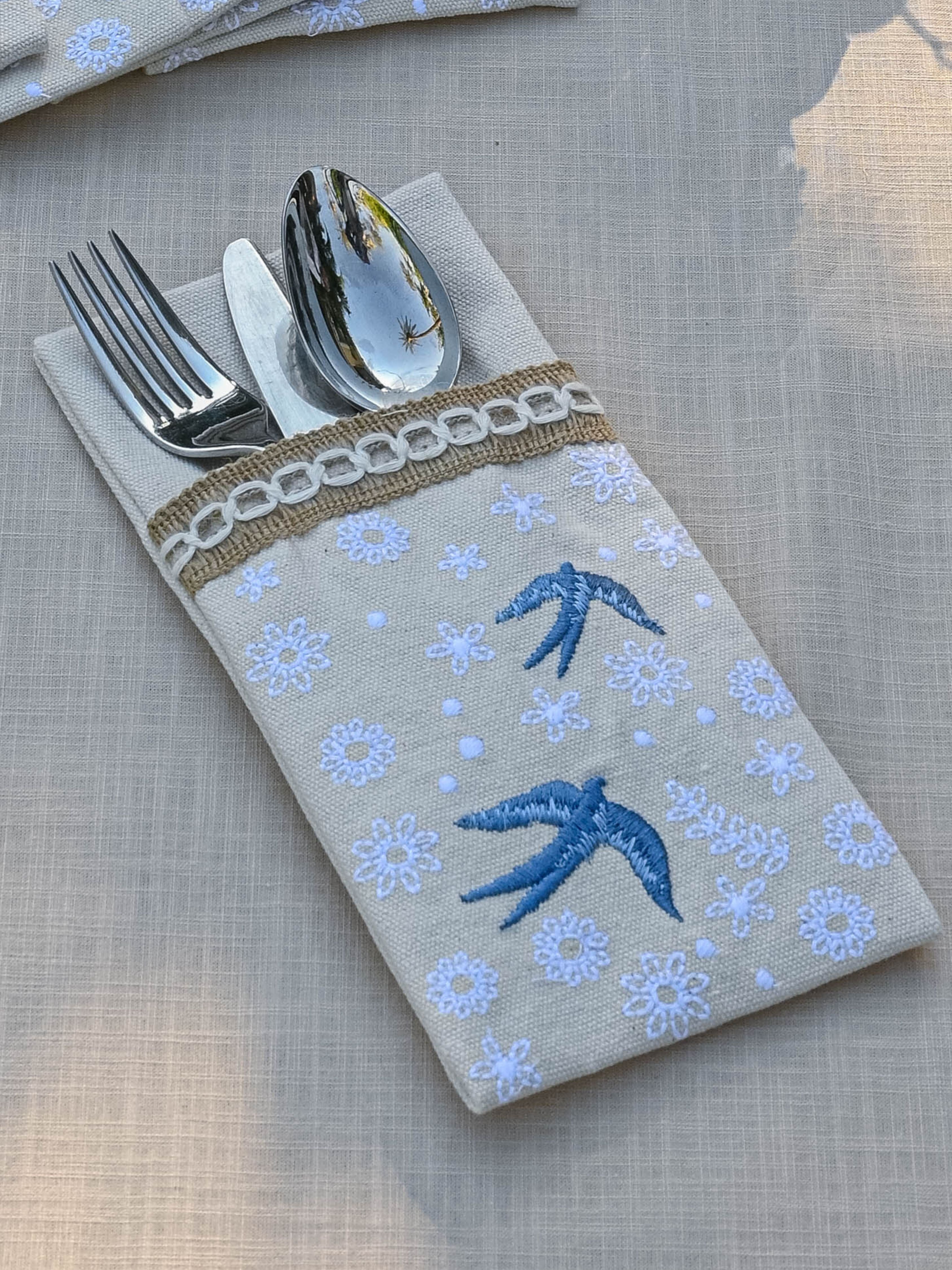 Bluebird Meadow - Set of 6 Cutlery Pocket Napkins