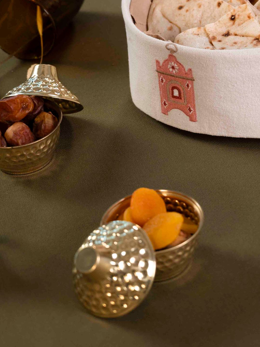 Aurora Lanterns - Bread Basket