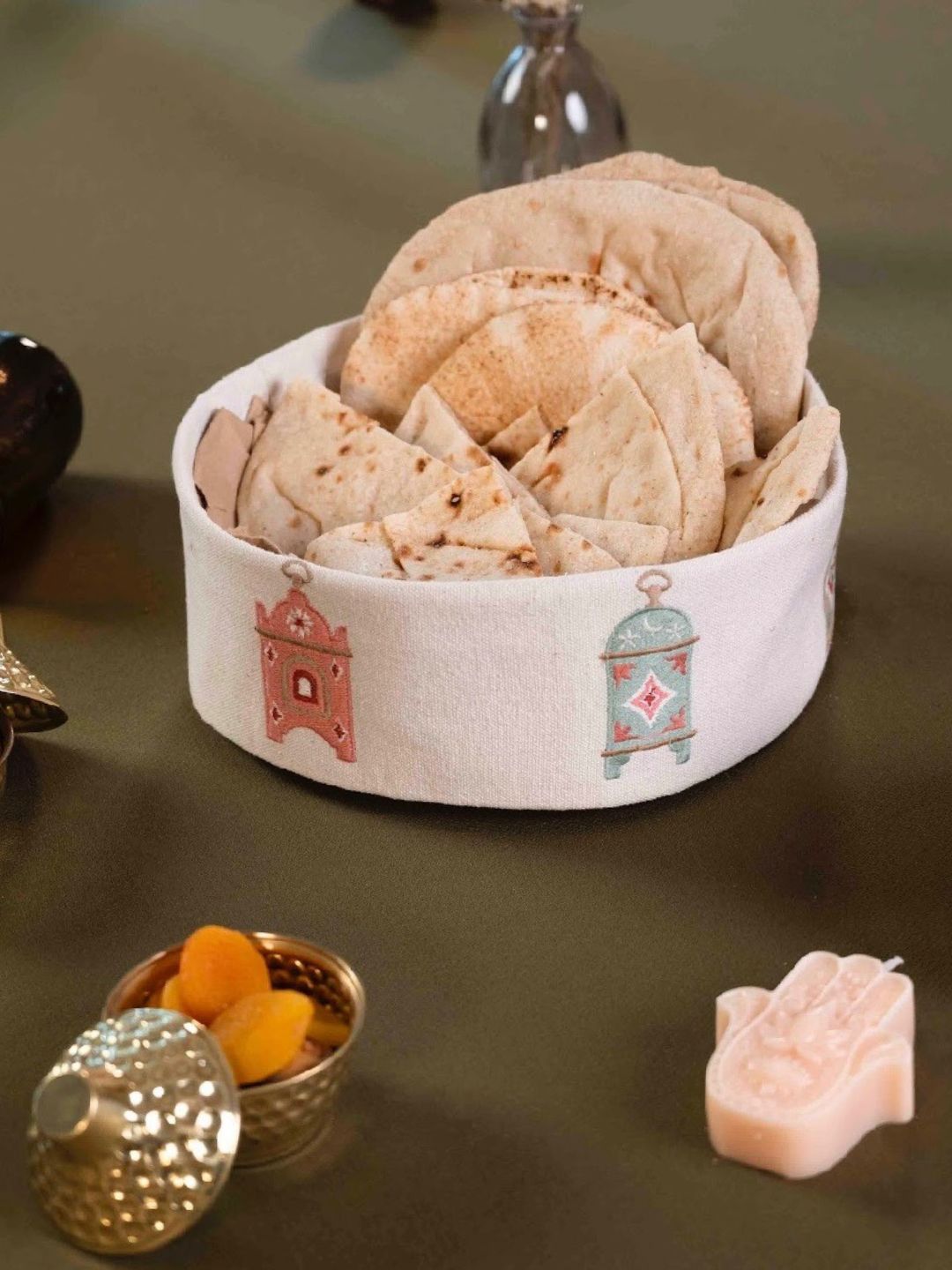 Aurora Lanterns - Bread Basket