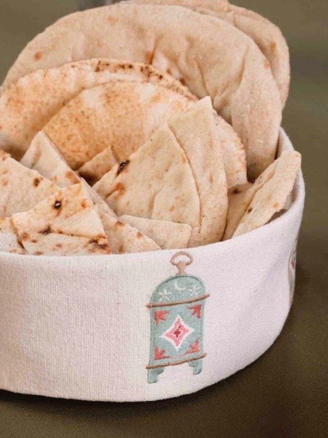 Aurora Lanterns - Bread Basket