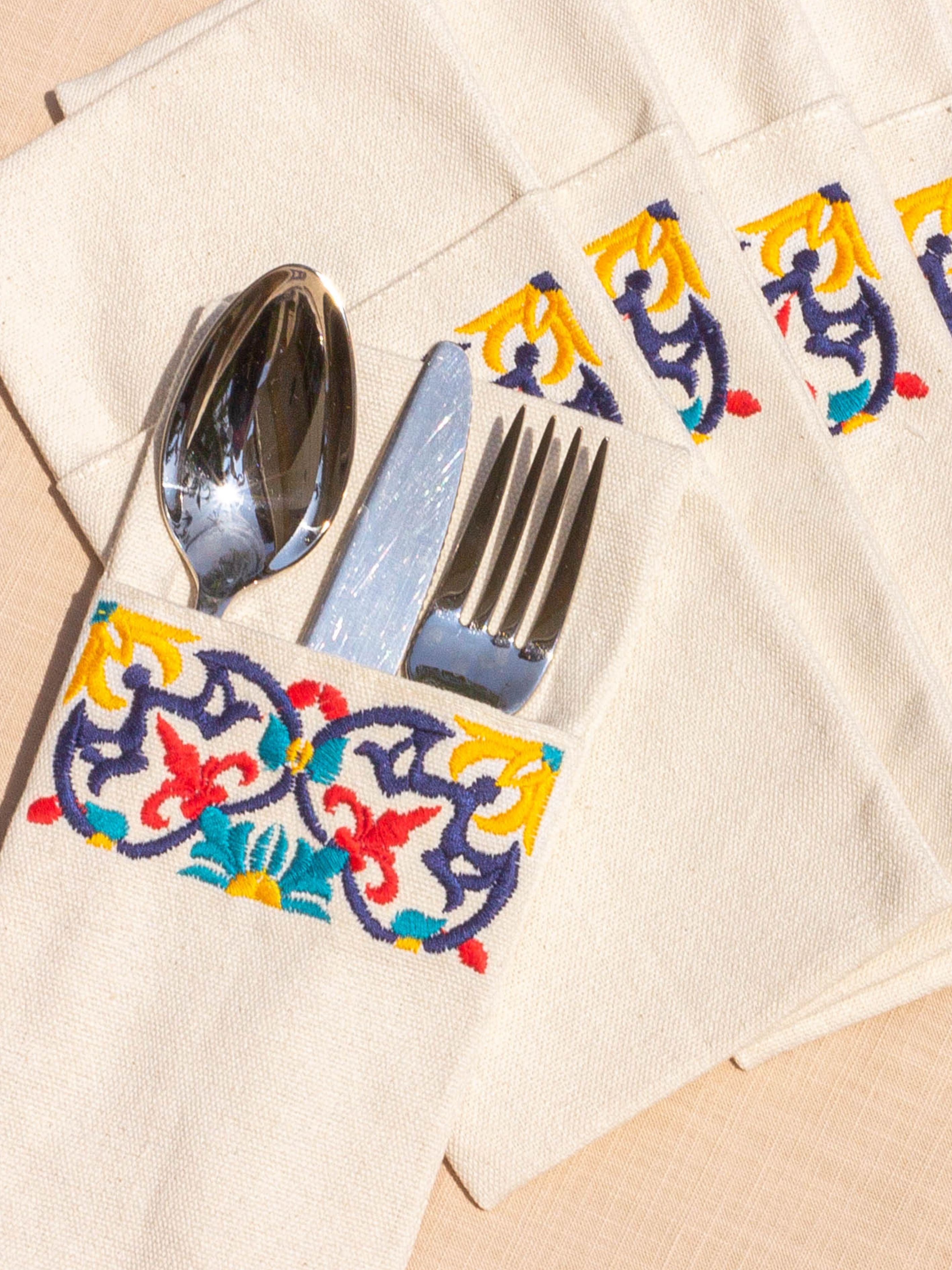 Flor de Mediterra - Set of 6 Cutlery Pocket Napkins