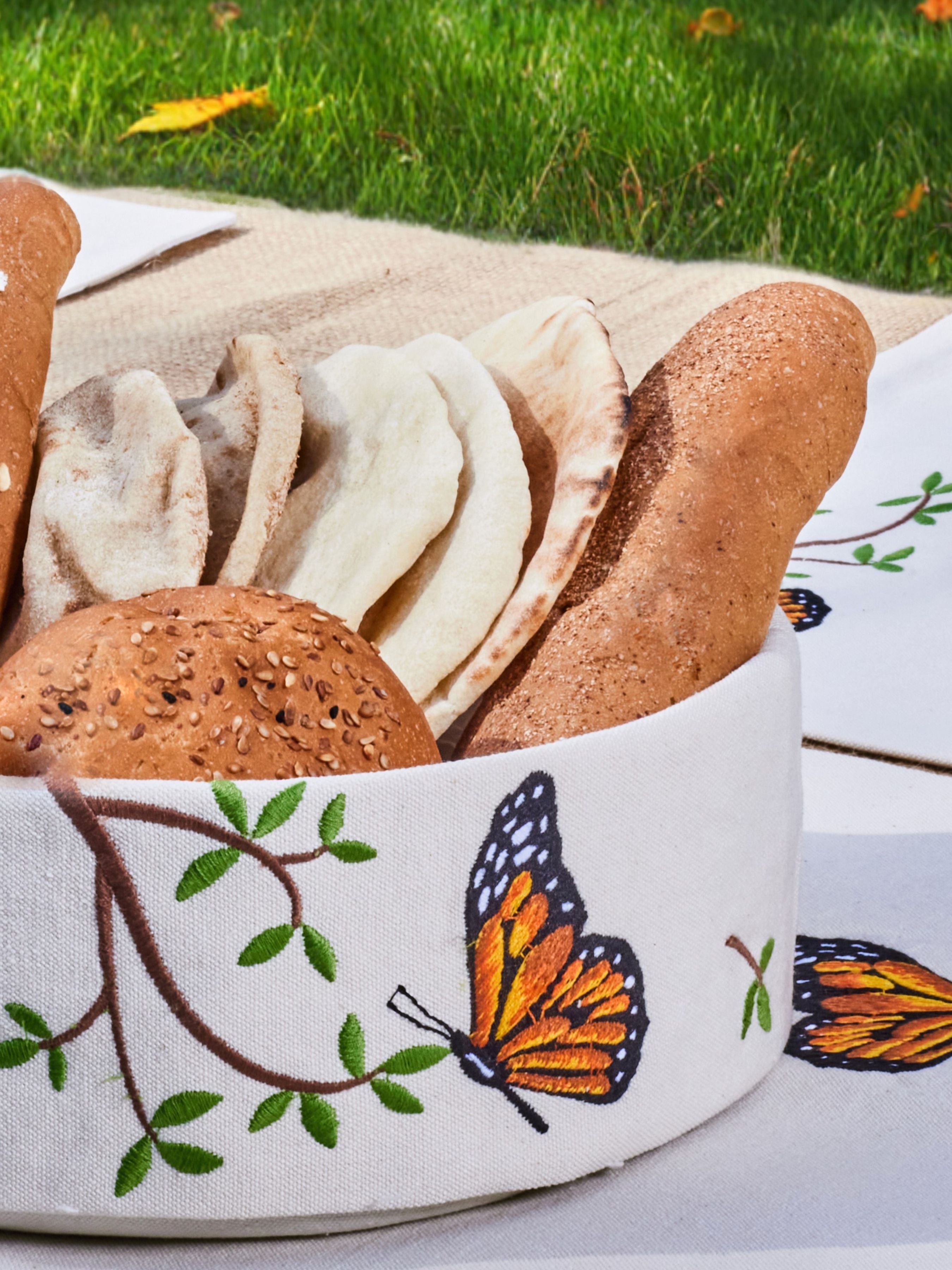Amber Flight - Bread Basket