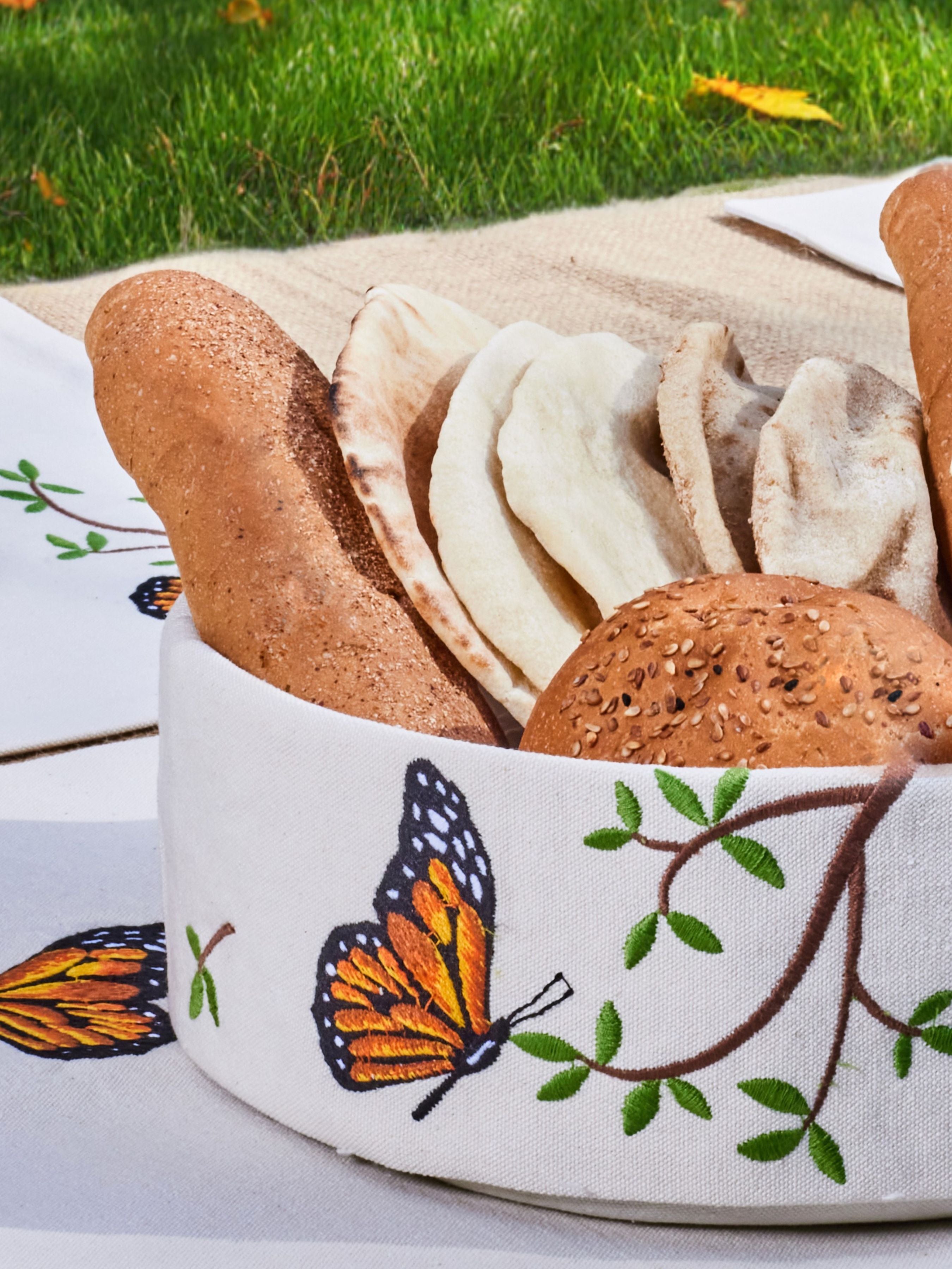 Amber Flight - Bread Basket