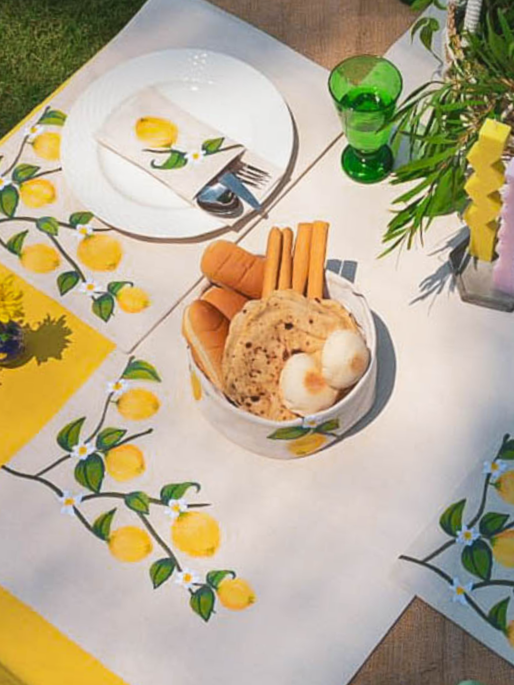 Laimoon - Table Runner